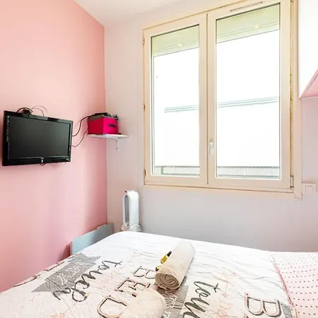 Guestready - A Charming Vacation In The 11th